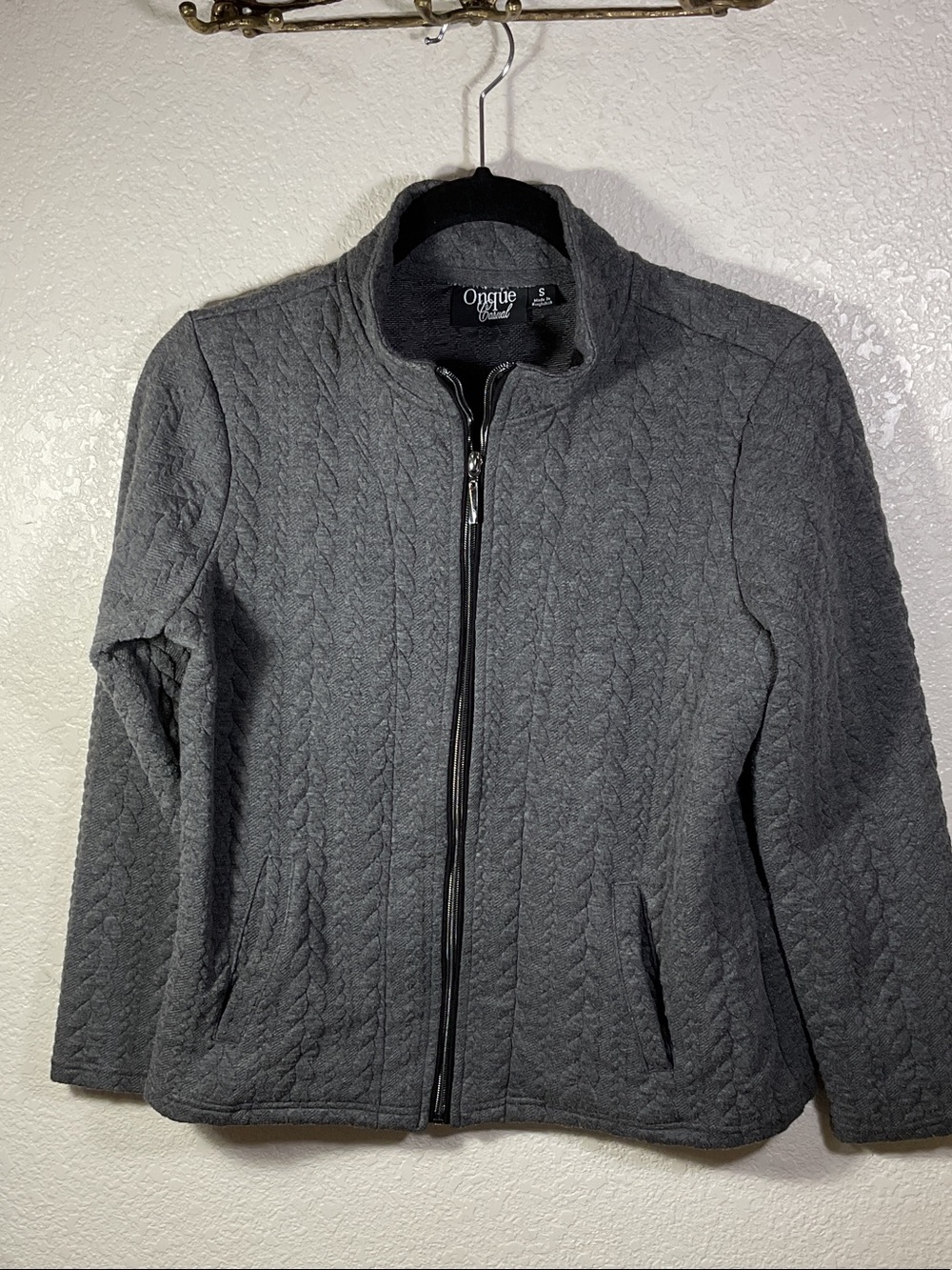 Onque Woman Charcoal Quilted Zip-Front Jacket